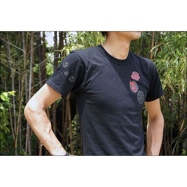 戦国武将Tシャツ 【長宗我部元親 七つ方喰】 XSサイズ 半袖 ブラック(黒) 〔Uネック おもしろ〕