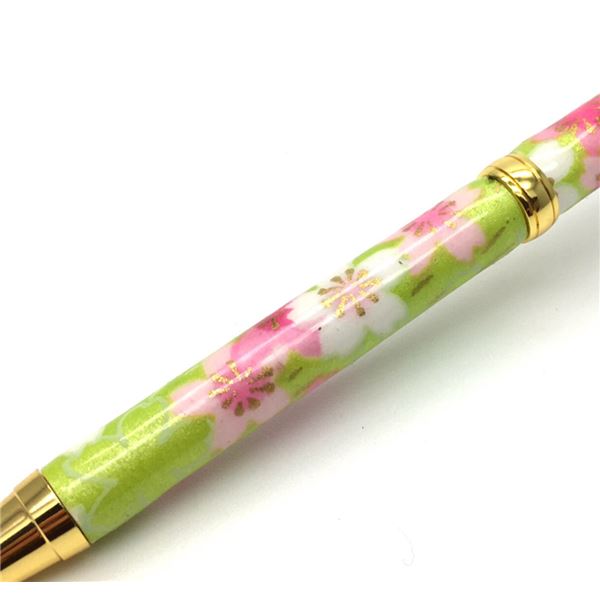 日本製 ハンドメイド ボールペン/文房具 【桜と流水 黄緑色】 美濃和紙 友禅紙 0.7mm 文具 オフィス用品 ステーショナリー
